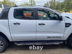 2016 Ford Ranger Wildtrak Pair of Roof bars/ Rails 2016-2019